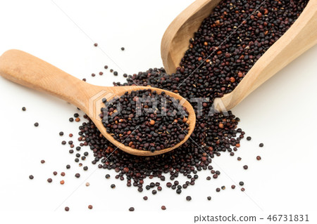 Black Quinoa: Black quinoa 46731831
