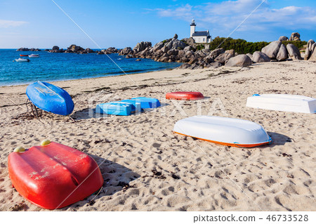 Pontusval Lighthouse 46733528