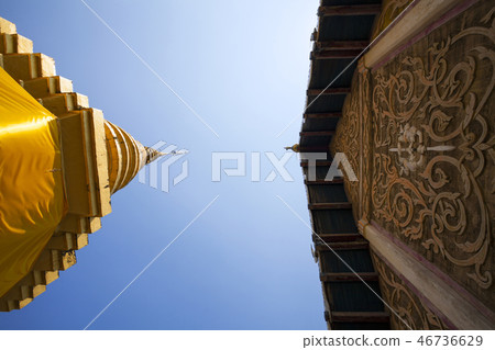 wat pratatchomping,Ancient and ancient located in  46736629