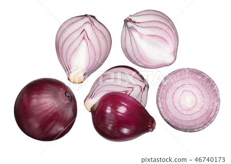 Red onion whole and halved, top Red onion whole and halved, top 46740173