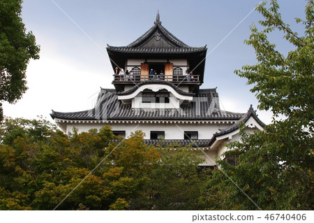The castle tower of National Treasure Inuyama Castle 46740406