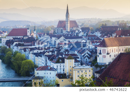 Panorama of Steyr in the morning 46741622