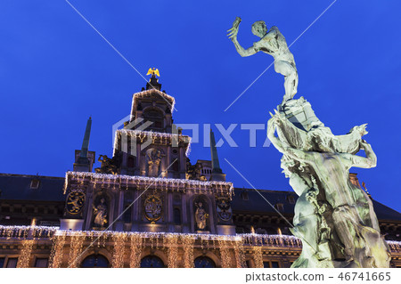 Brabo Fountain on Grote Markt in Antwerp Brabo Fountain on Grote Markt in Antwerp 46741665