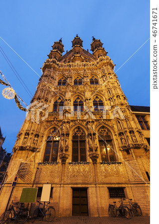Leuven City Hall on Grote Markt Leuven City Hall on Grote Markt 46741671