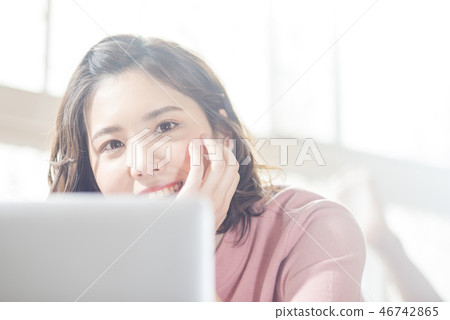 Woman listening to music lifestyle relax Woman listening to music lifestyle relax 46742865