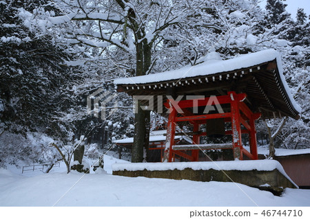 Gokurakuji Temple in winter 46744710