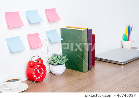 Office creative desk mock up with laptop computer 46746087
