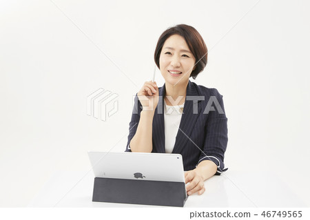 Business woman 46749565