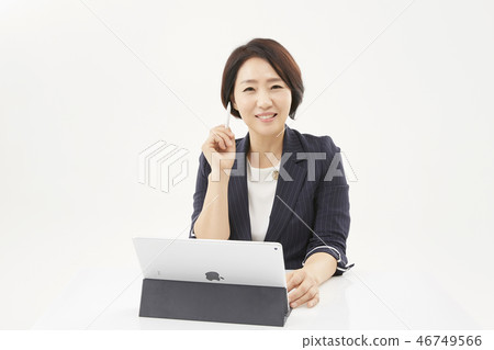 Business woman 46749566