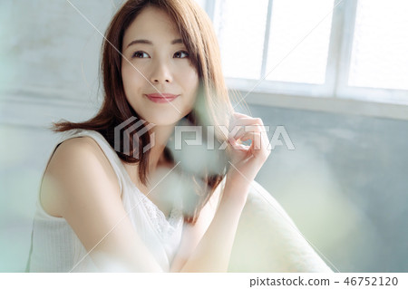 Beauty image 46752120