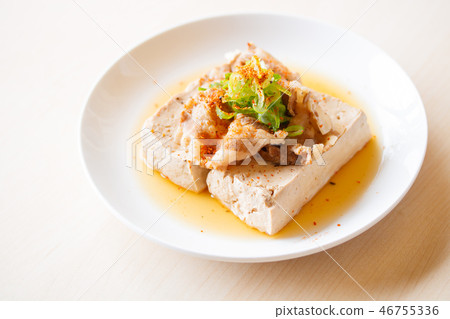肉和豆腐 肉和豆腐 46755336