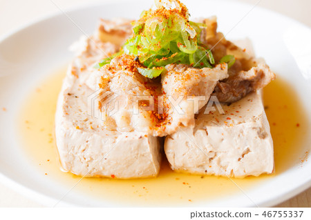 肉和豆腐 肉和豆腐 46755337