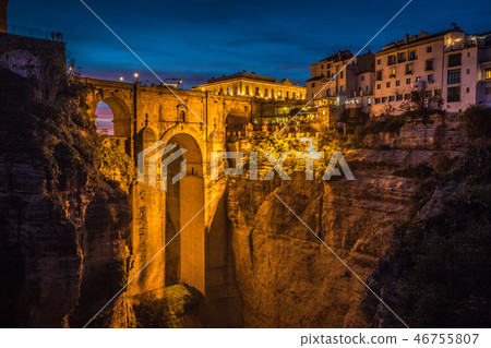 Night view of Ronda 46755807