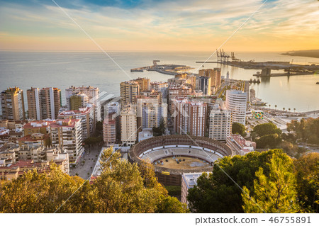 Nice sunset in Malaga port 46755891