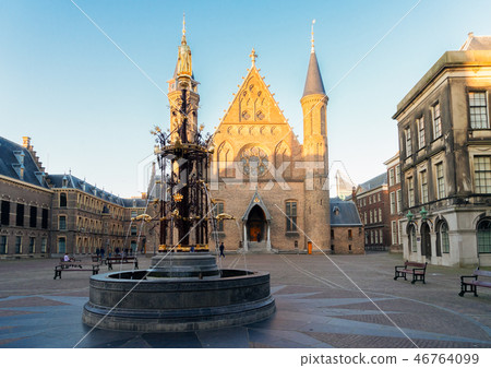 Binnenhof - Dutch Parliament, Holland 46764099