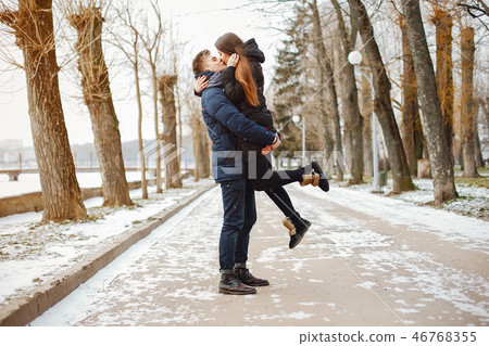 couple in a park 46768355