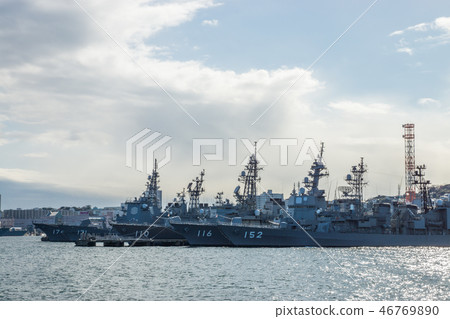 越過軍港 越過軍港 46769890