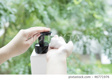 女手發泡 46771976