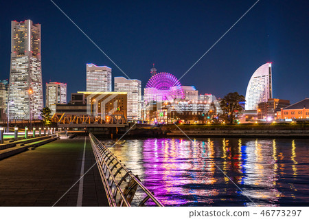 “神奈川縣”橫濱Minatomirai的夜景 “神奈川縣”橫濱Minatomirai的夜景 46773297