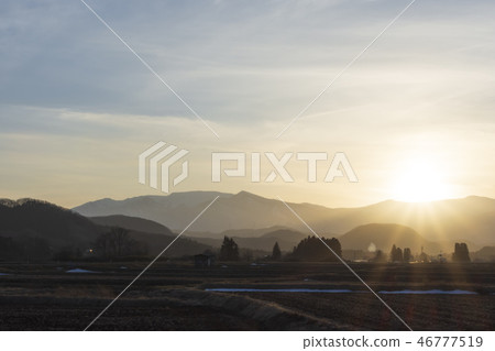 Zao Zao Mountain Peak Sunset Backlight Silhouette 46777519
