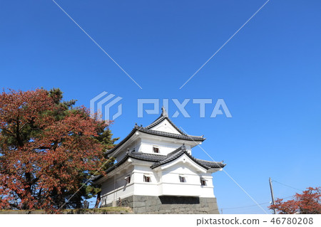 Shibata Castle with blue sky and colored leaves Shibata City, Niigata Prefecture Shibata Castle with blue sky and colored leaves Shibata City, Niigata Prefecture 46780208