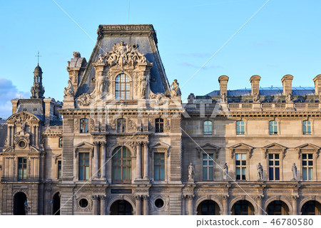 Louvre Museum facade at sunset Louvre Museum facade at sunset 46780580