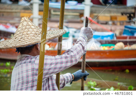 Tha Kha Floating Market 46781801