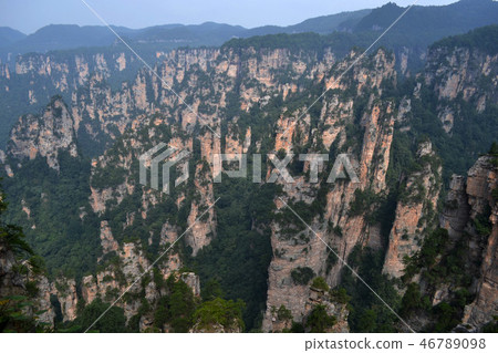 Lookout view while hiking around Wulingyuan Lookout view while hiking around Wulingyuan 46789098