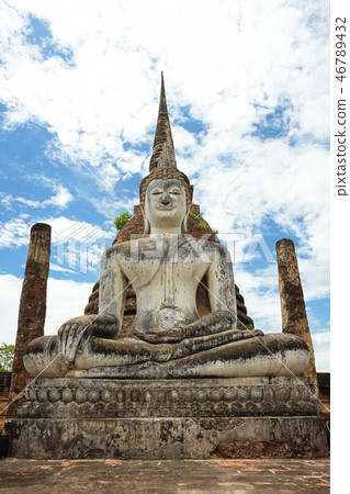 UNESCO World Heritage site Wat Sa Si in Sukhothai. 46789432
