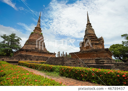 UNESCO World Heritage site Wat Sa Si in Sukhothai. 46789437