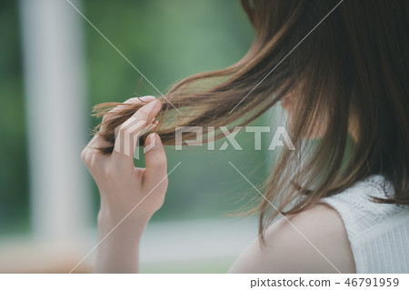 hair, hairs, female 46791959