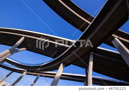Complexity Expressway bridge Complexity Expressway bridge 46792225
