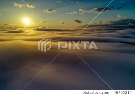 雲彩海的鳥瞰圖 46795214