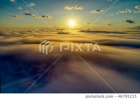 Aerial view of the sea of clouds 46795215