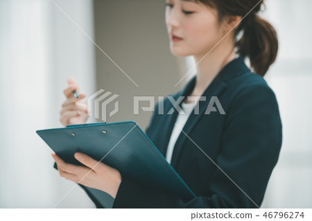 check, checkup, businesswoman 46796274
