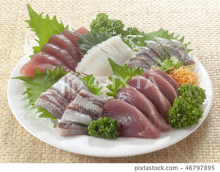 Assorted sashimi 46797895