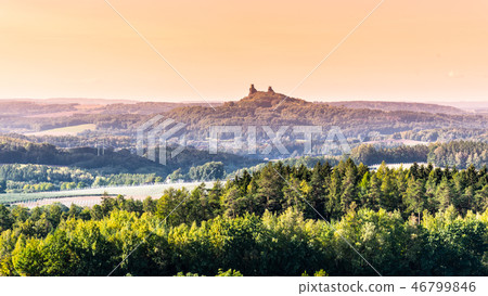 Rural landscape with Ruins of Trosky Castle in Bohemian Paradise, Czech Republic 46799846