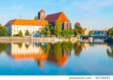 View of Piasek Island and Odra river View of Piasek Island and Odra river 46799895