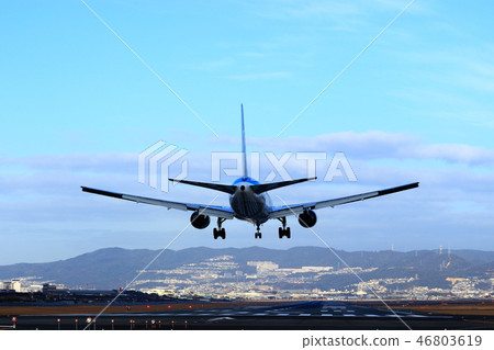 大阪國際機場飛機著陸姿勢 大阪國際機場飛機著陸姿勢 46803619