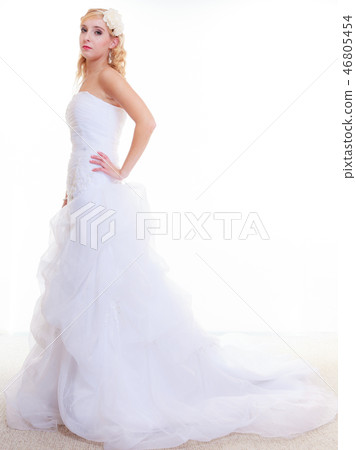 Happy bride posing for marriage photo 46805454