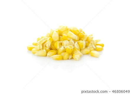 Sweet whole kernel corn on white Sweet whole kernel corn on white 46806049