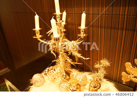 Candle 46806452