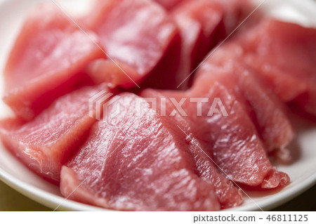 Raw salmon sashimi Raw salmon sashimi 46811125