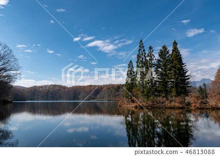 Sky of the wish lake 46813088