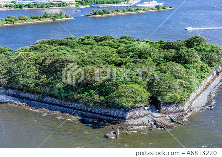 Landscape of Tokyo Odaiba (from Rainbow Bridge) 46813220
