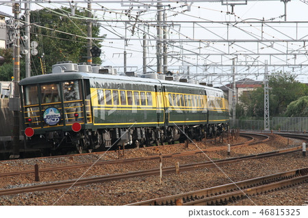 14系列沙龍車 46815325