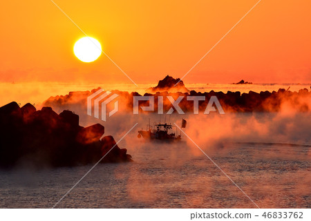 Sea fog in the Kuregian Bay Sea fog in the Kuregian Bay 46833762