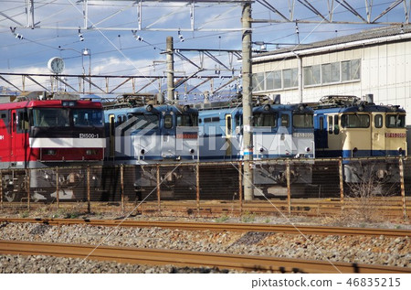 Line of locomotives Line of locomotives 46835215