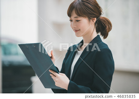 女生 女孩 女性 46835835