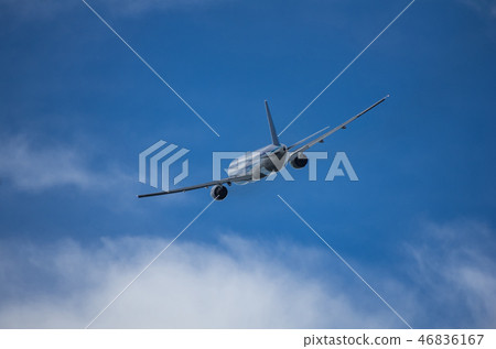 A jetliner entering a turn up shortly after takeoff A jetliner entering a turn up shortly after takeoff 46836167